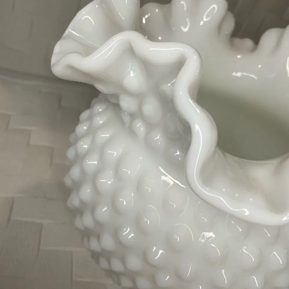 Vintage Milk Glass‎ Cupped Vase Double Crimped Fenton Art Glass Hobnail Shape *